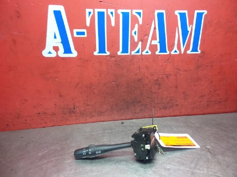 CLIGNOTANT COMMUTATEUR Nissan Micra (K11) (01-1992/02-2003), Autos : Pièces & Accessoires, Utilisé, Nissan