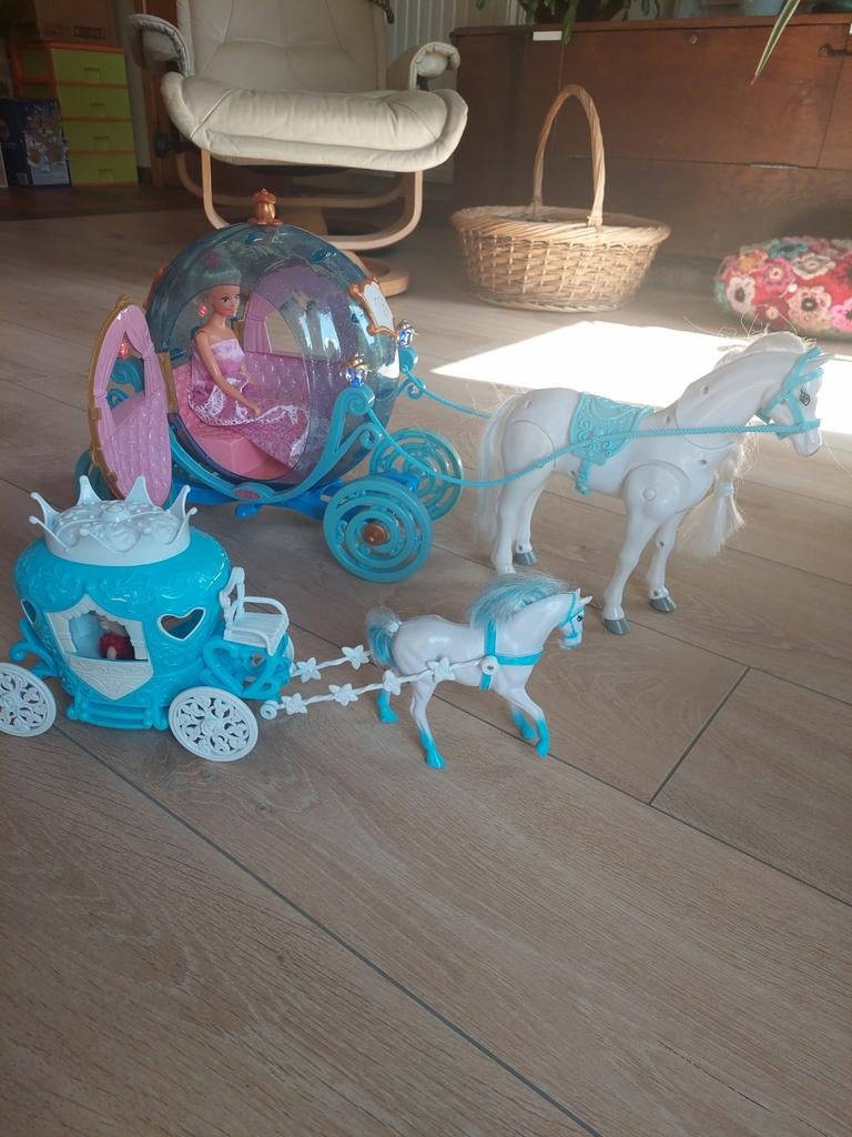 2x koets- paard - ponny en barbie, Enlèvement