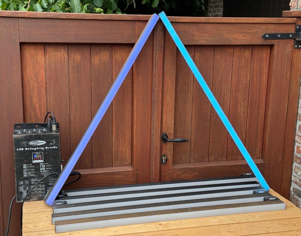 7x Showtec Octostrip Set, Ophalen, Zo goed als nieuw, Licht, Geluidgestuurd