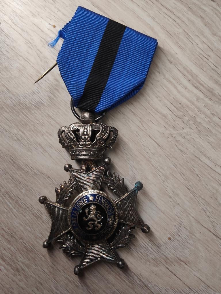 Médaille ORDRE de LÉOPOLD II, Ophalen of Verzenden