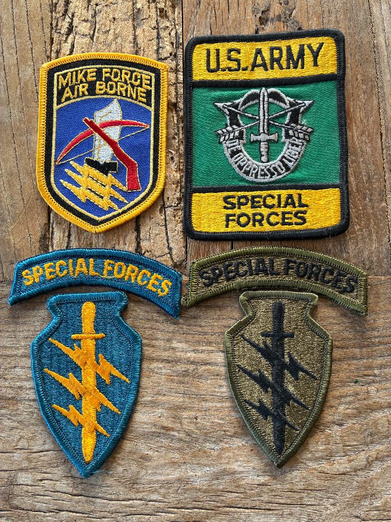 4 Vietam-patches van de Amerikaanse speciale troepen, Ophalen of Verzenden, Landmacht, Embleem of Badge
