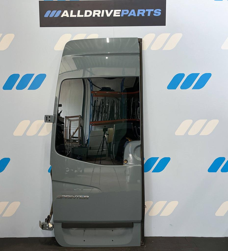 Mercedes Sprinter W906 Achterdeur links met ruit A9067401900, Gebruikt, -, Deur, -