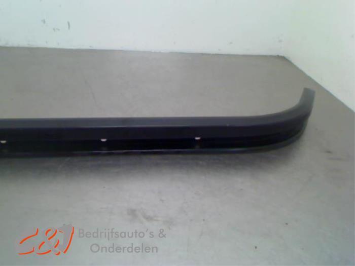 Rail porte coulissante droite d'un Citroen Berlingo, Autos : Pièces & Accessoires, Carrosserie & Tôlerie, -, 3 mois de garantie