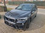 BMW X1 sDrive18i benzine zwart, panoramisch dak, Auto's, Zwart, Zwart, Parkeersensor, 5 deurs