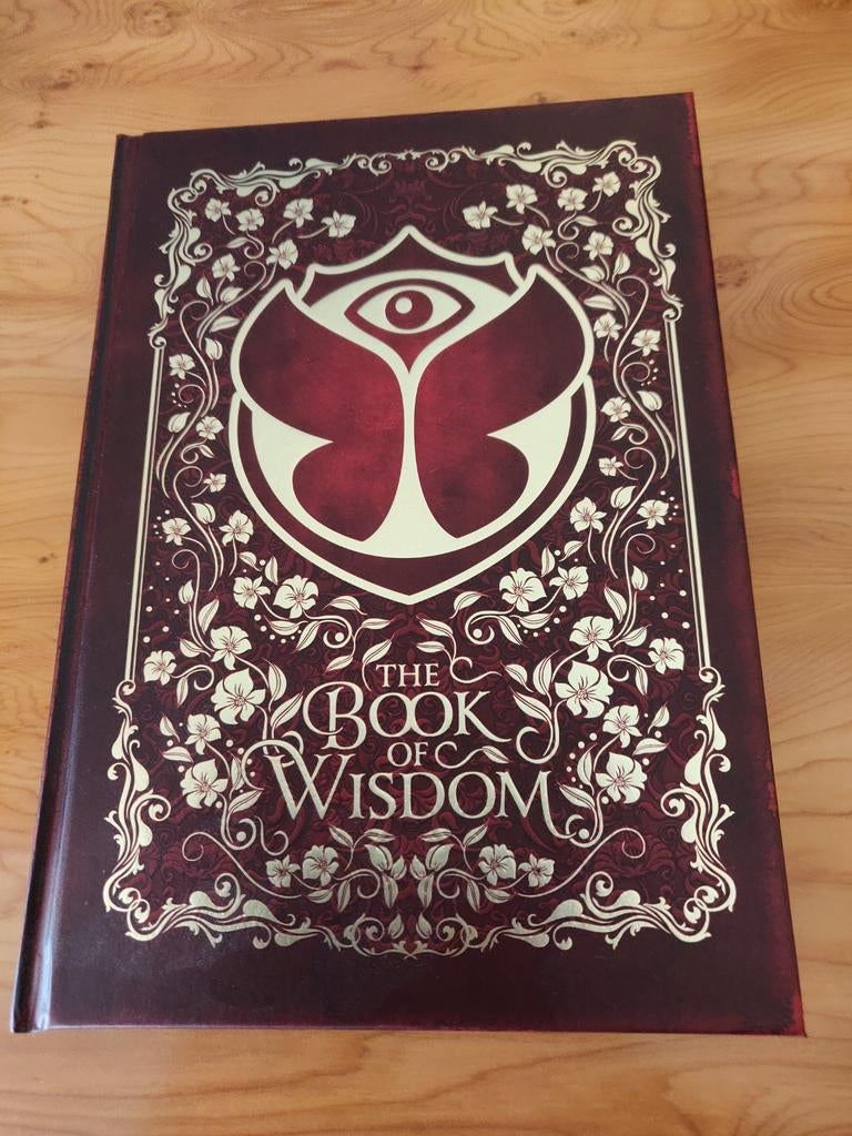 Tomorrowland the book of wisdom 2019 met inserts, Ophalen of Verzenden