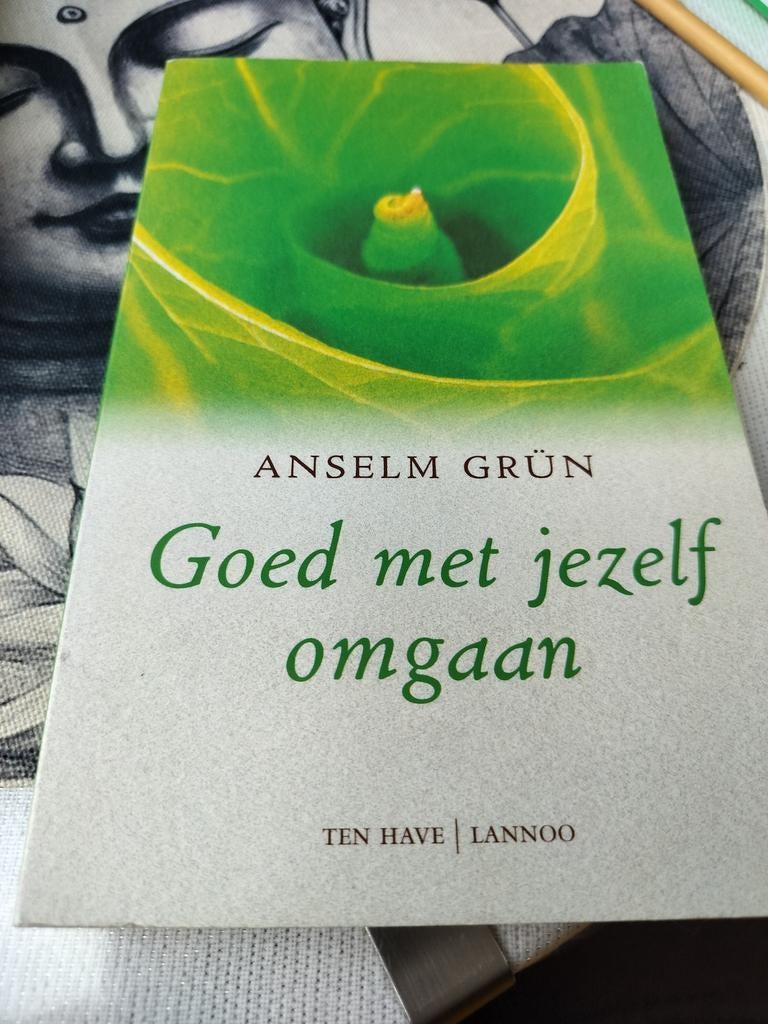 Anselm Grün - Goed met jezelf omgaan, Ophalen of Verzenden, Anselm Grün