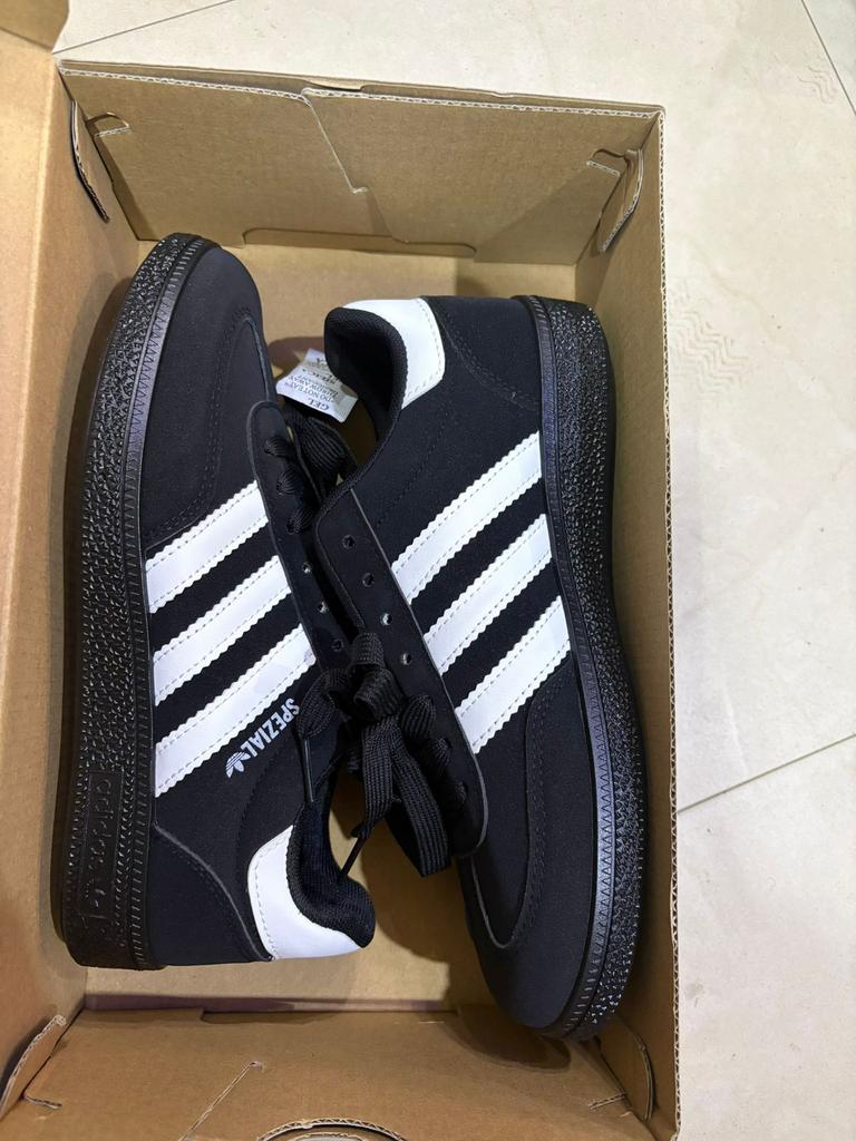 Adidas samba noir neuf, Vêtements | Hommes, Chaussures, Enlèvement ou Envoi, Comme neuf, Blanc, Baskets