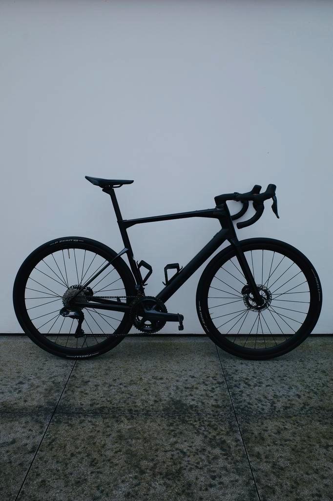 BMC Roadmachine 01 Five 2023 maat 56, Fietsen en Brommers, Fietsen | Racefietsen, Ophalen