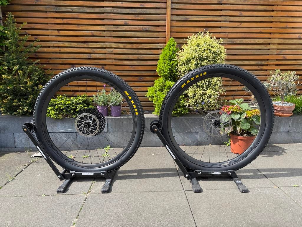 Roval Control Carbon, 29er dt350 zgan, Vélos & Vélomoteurs, Vélos Pièces, Comme neuf, Roue, Carbone, Envoi