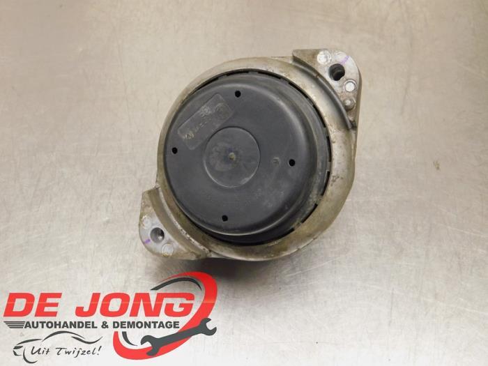 Support moteur d'un BMW 3-Serie, Autos : Pièces & Accessoires, Suspension & Châssis, BMW, Utilisé, 3 mois de garantie, Enlèvement ou Envoi