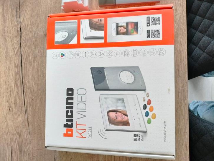 Bticino videobel deurbel linea 3000, Maison & Meubles, Sonnettes, Enlèvement ou Envoi