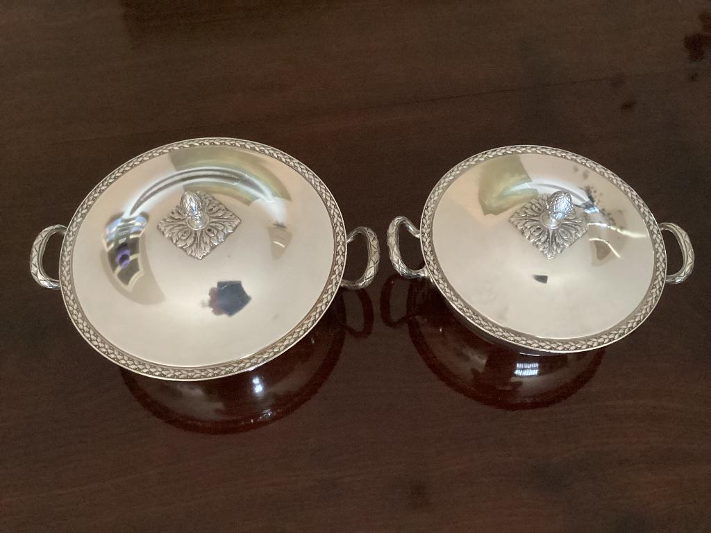 Plats de service plaqués argent avec couvercles, Enlèvement