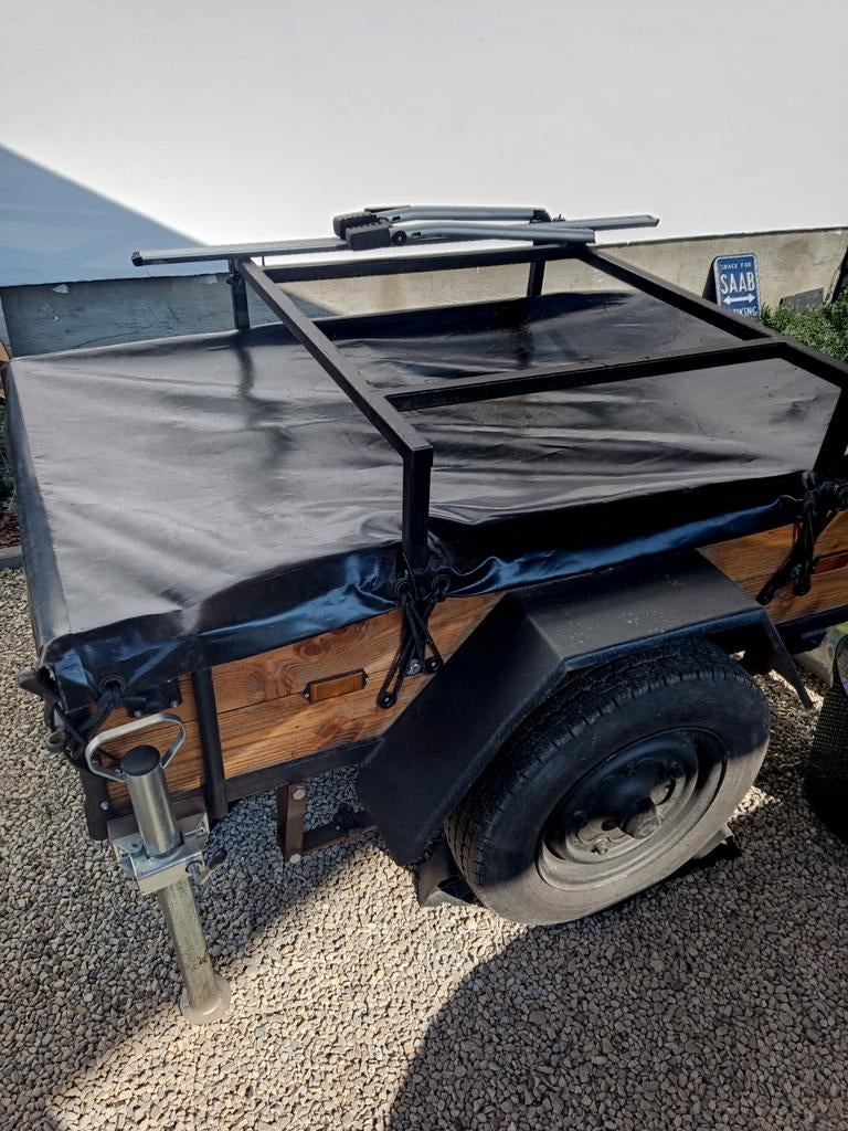 Remorque : tente de toit et bagages, Autos : Divers, Remorques, Enlèvement