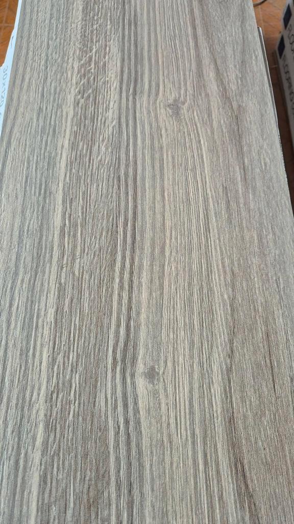 À SAISIR : Lot de Carrelage Aspect Bois – État Neuf, Doe-het-zelf en Bouw, Tegels, Nieuw, Vloertegels, Keramiek, 60 cm of meer