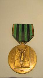 Médaille commémorative Belge 1945-1975, Enlèvement ou Envoi, Autres, Ruban, Médaille ou Ailes