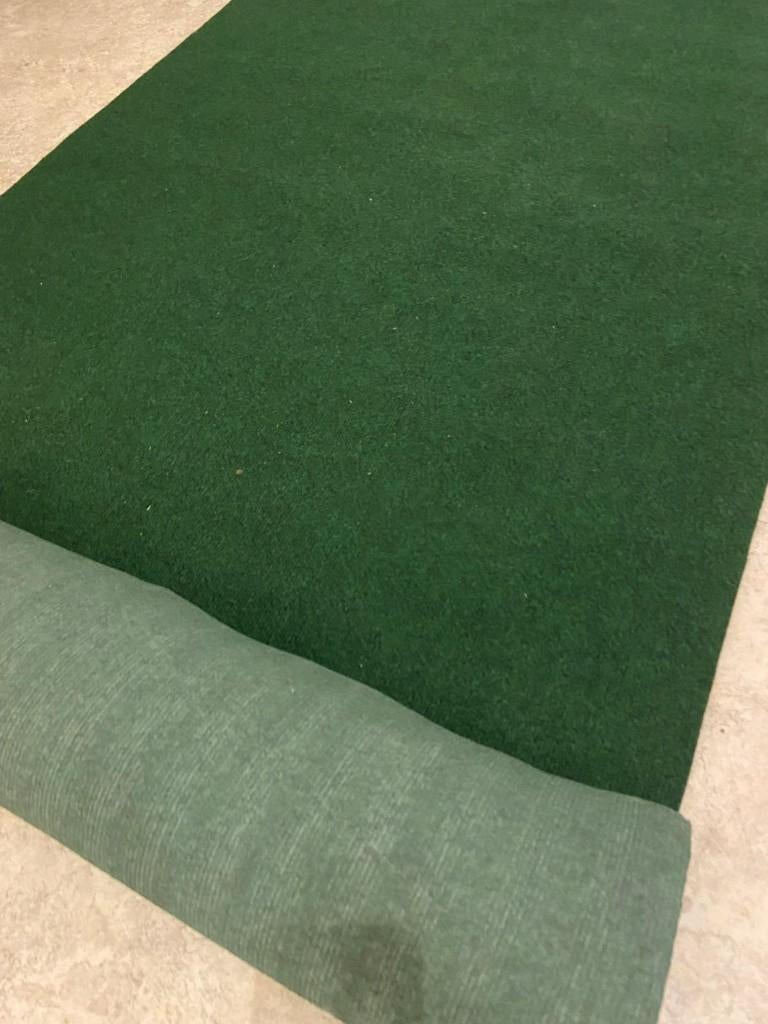 Tapis vert type gazon artificiel à vendre, Jardin & Terrasse, Enlèvement, Comme neuf, Moins de 10 m², Gazon artificiel