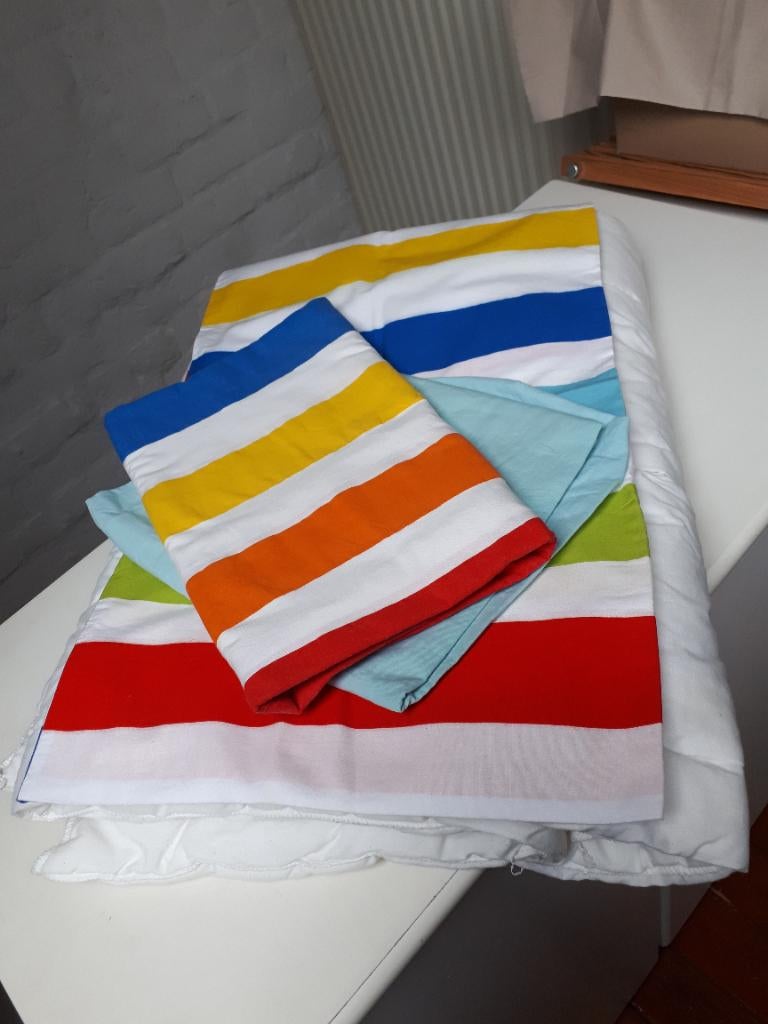 Linnen voor kinderbedje, Ophalen, Zo goed als nieuw