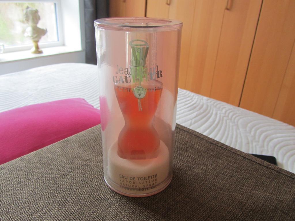 GAULTIER Jean-Paul Eau de toilette CLASSIQUE neuve, Collections, Envoi