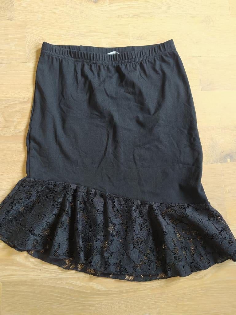 Rokje met kant - maat Medium (NIEUW)
Merk Papillon, Vêtements | Femmes, Jupes, Enlèvement ou Envoi