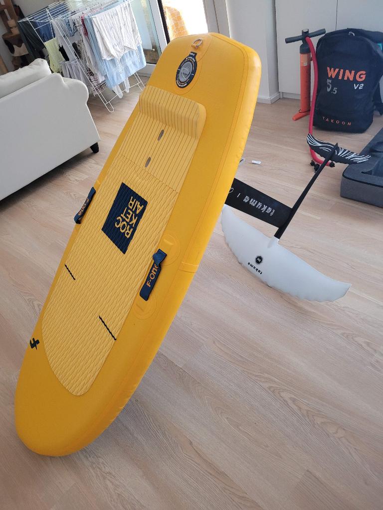 Planche wingfoil F-one Rocket Air 5'10 125L, Enlèvement, Utilisé