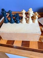 Antiek schaakspel, Ophalen