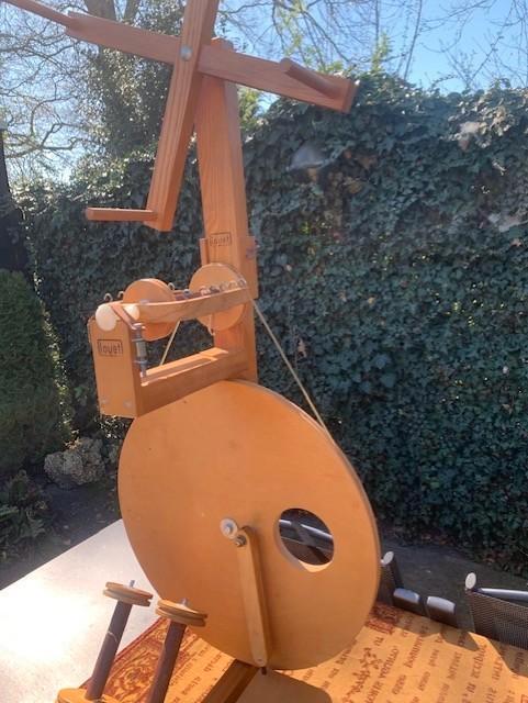 ROUET LOUET X 10 AVEC MOULIN À LAINE, Hobby & Loisirs créatifs, Rouets & Filature, Comme neuf, Rouet, Enlèvement ou Envoi