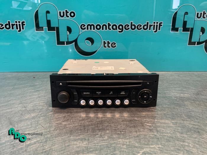 Radio CD Speler van een Peugeot Partner (Partner 08-), Auto-onderdelen, Elektronica en Kabels, Peugeot, Gebruikt, 3 maanden garantie