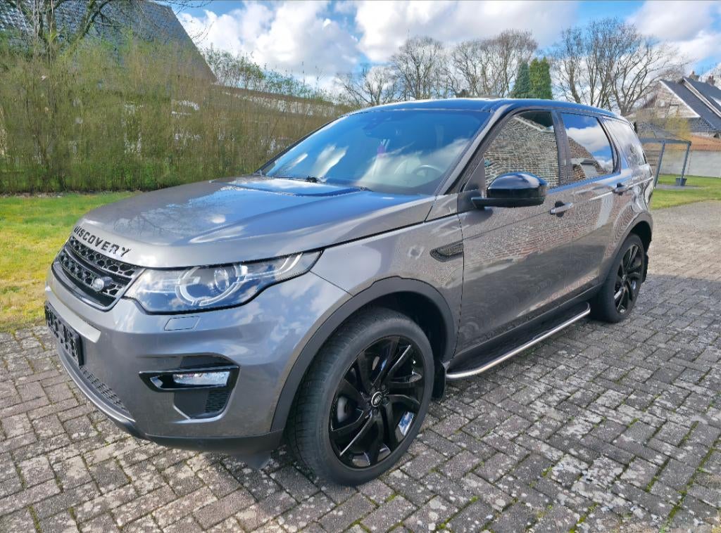 Land Rover Discovery Sport 2.0 TD4 HSE 6€, Autos, Land Rover, Particulier, ABS, Airbags, Air conditionné, Ordinateur de bord, Verrouillage central