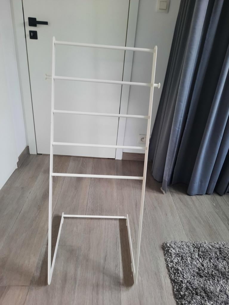 Houder handdoeken badkamer, Huis en Inrichting, Badkamer | Badtextiel en Accessoires, Ophalen, Wit