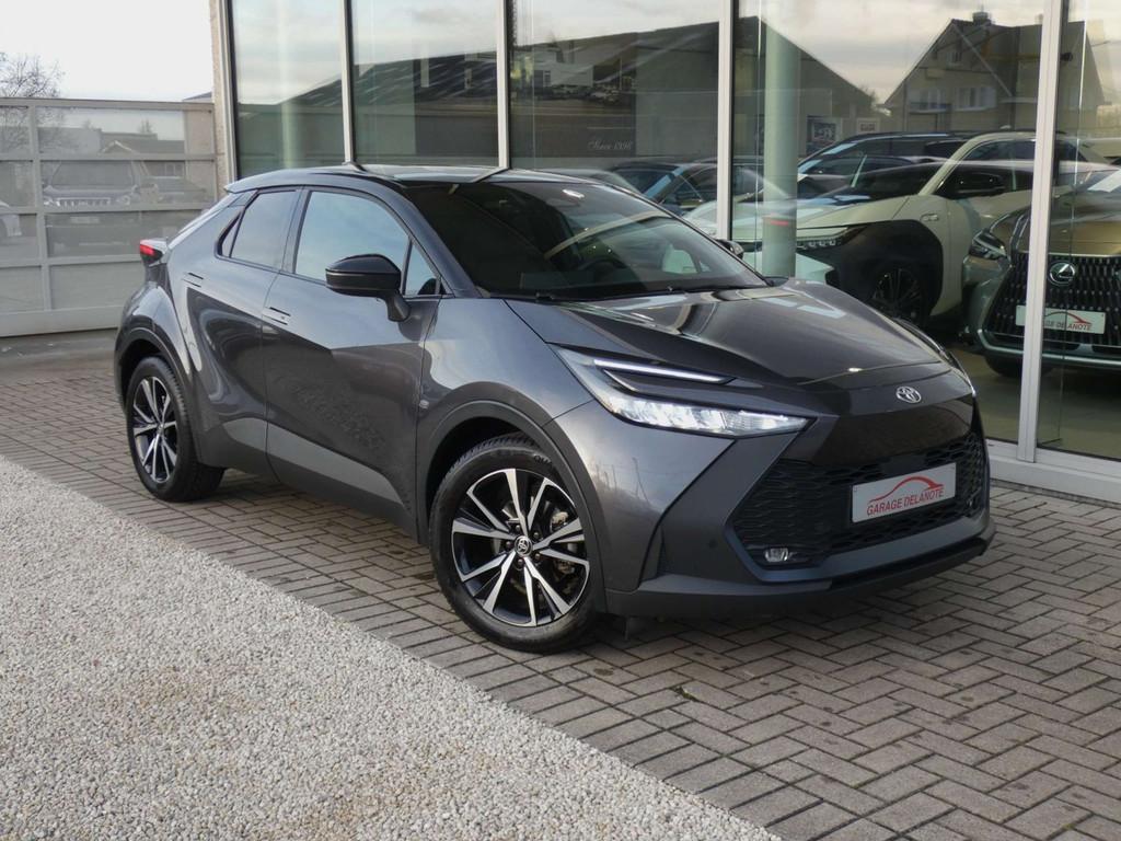Toyota C-HR 1.8 Hybrid 140pk Dynamic plus +Trekhaak +Dodehoe, Stof, Gebruikt, Zwart, 4 cilinders