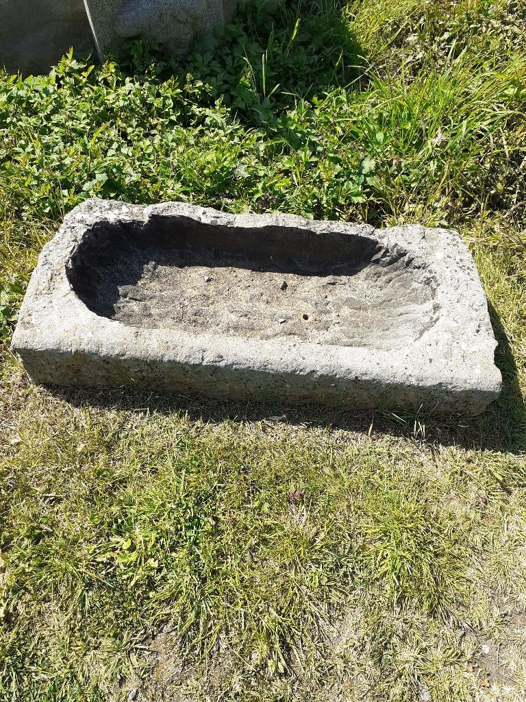 DIENBLAD IN BLAUWE STEEN, Tuin en Terras, Bloembakken en Plantenbakken, Gebruikt, Steen, Tuin, Minder dan 30 cm, 60 tot 100 cm