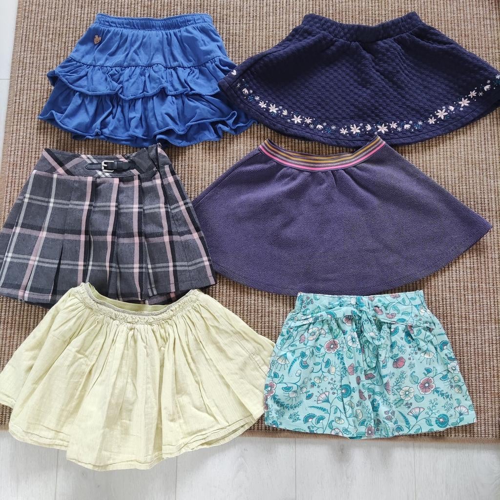 Lot jupe 4 ans, Enfants & Bébés, Vêtements enfant | Taille 104, De tout, Enlèvement ou Envoi, Ensemble, Comme neuf
