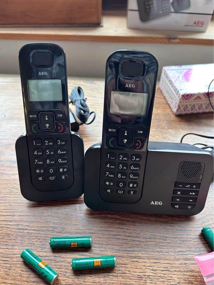 draadloze telefoons, Ophalen of Verzenden, Zo goed als nieuw, 2 handsets