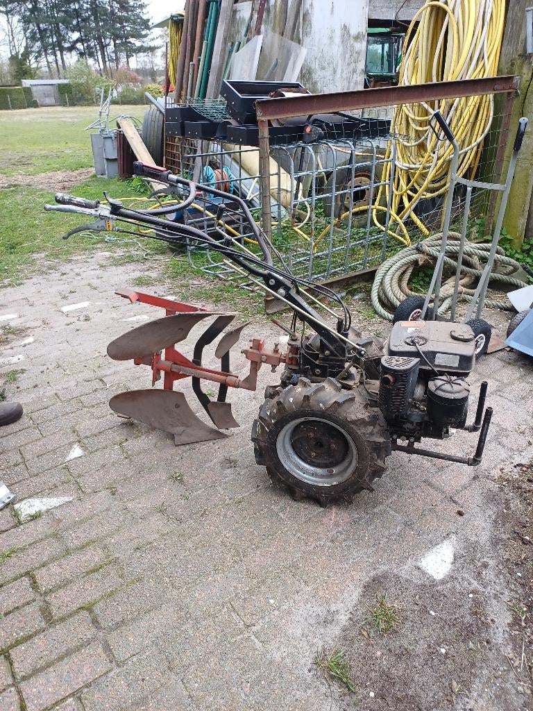 Gemotoriseerde frees met ploeg, Ophalen, Gebruikt, Benzine, Tuinfrees