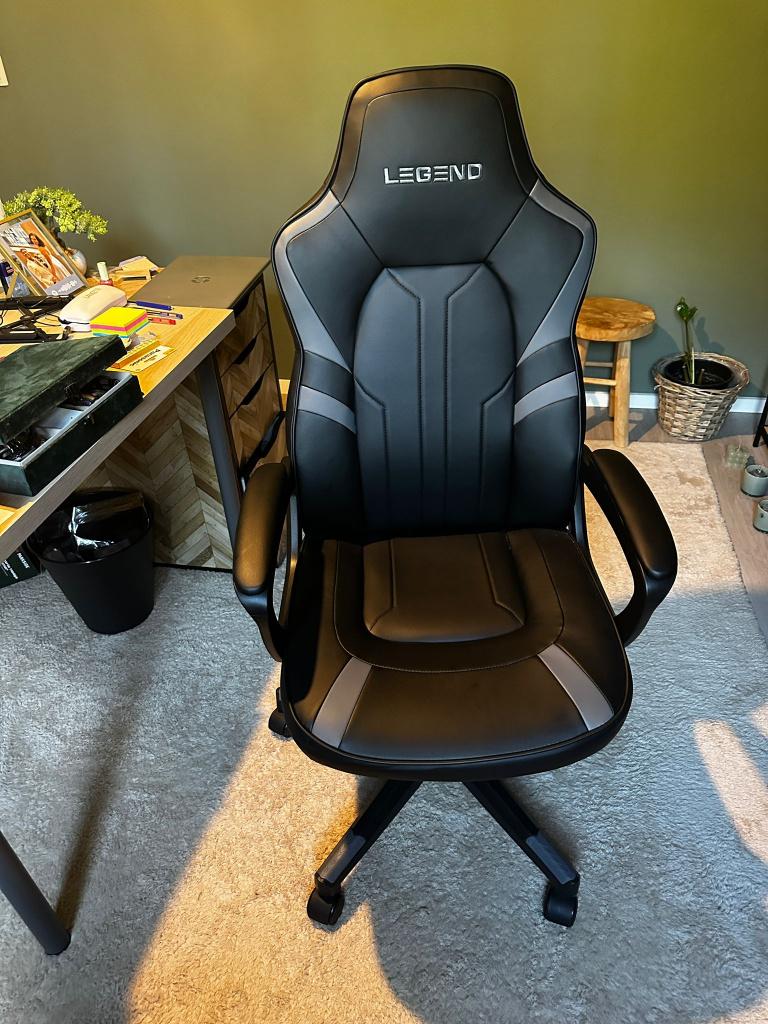 Bureaustoel fjelsted jysk net nieuw, Huis en Inrichting, Ophalen, Gaming bureaustoel, Zwart, Zo goed als nieuw