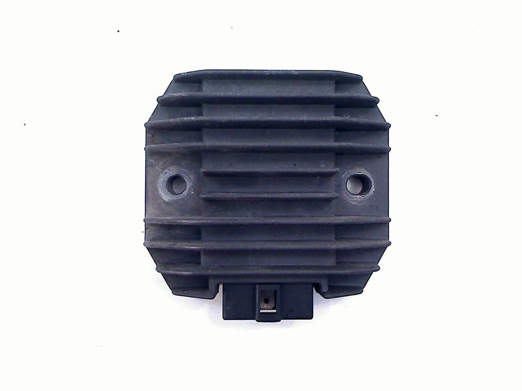 REGULATEUR DE TENSION YZF R6 1999-2002 (YZF-R6 5EB 5MT), Motos, Pièces | Yamaha, Utilisé