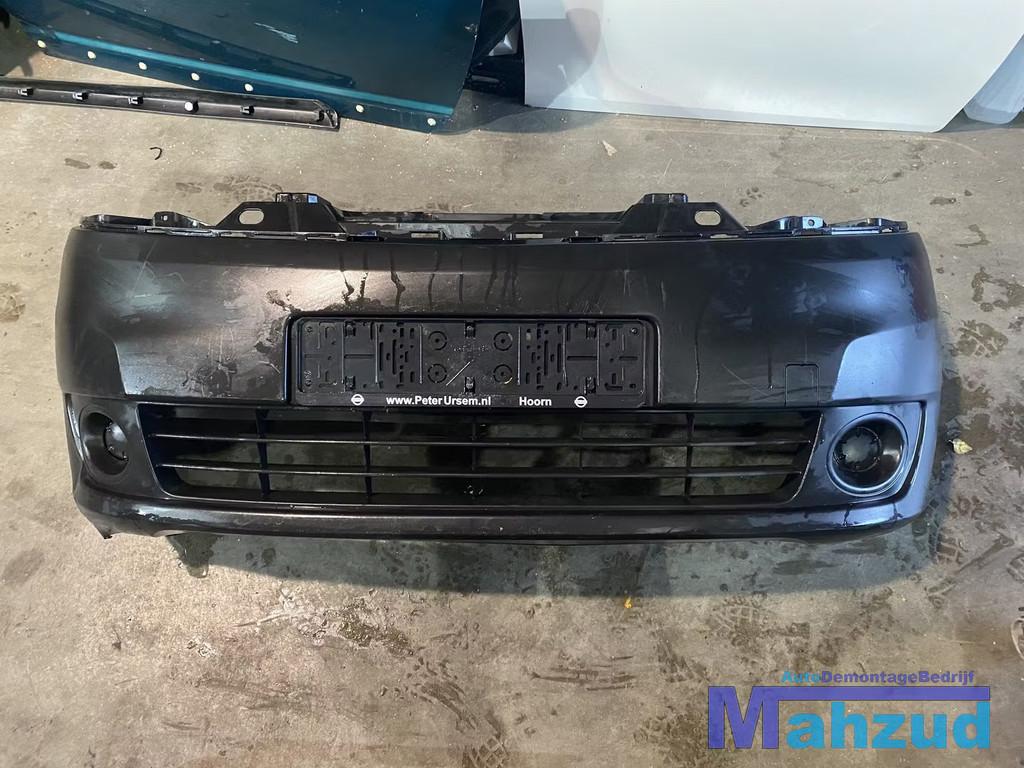 2014 Nissan NV200 voorbumper, Autos : Pièces & Accessoires, Nissan Motor Co., Ltd., Pare-chocs, Takashima 1-chome 1-1
220-8686  Yokohama