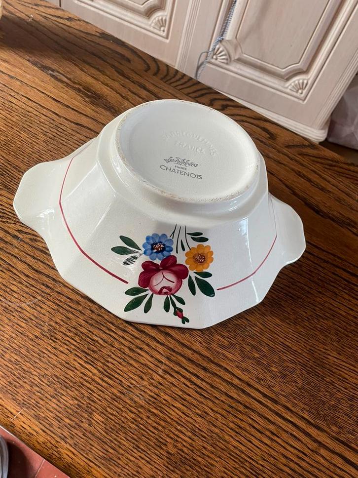 Plat creux vintage Sarreguemines Chatenois–Faïence française, Antiquités & Art, Antiquités | Services (vaisselle) pièces, Enlèvement ou Envoi