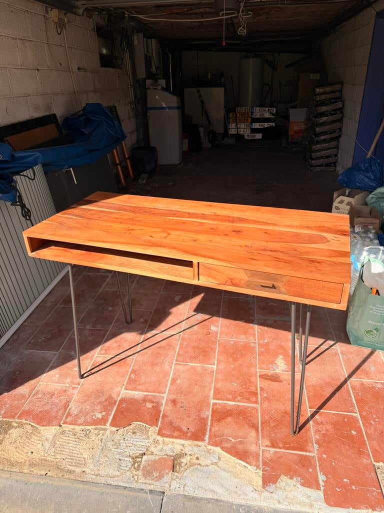 Bureau en acacia, Enlèvement, Comme neuf