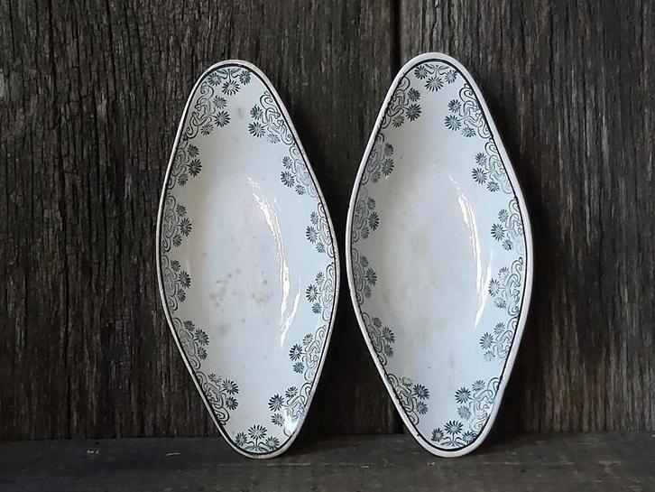 2 mooie oude ovale schaaltjes / raviers Sarreguemines Digoin, Antiquités & Art, Curiosités & Brocante, Enlèvement ou Envoi