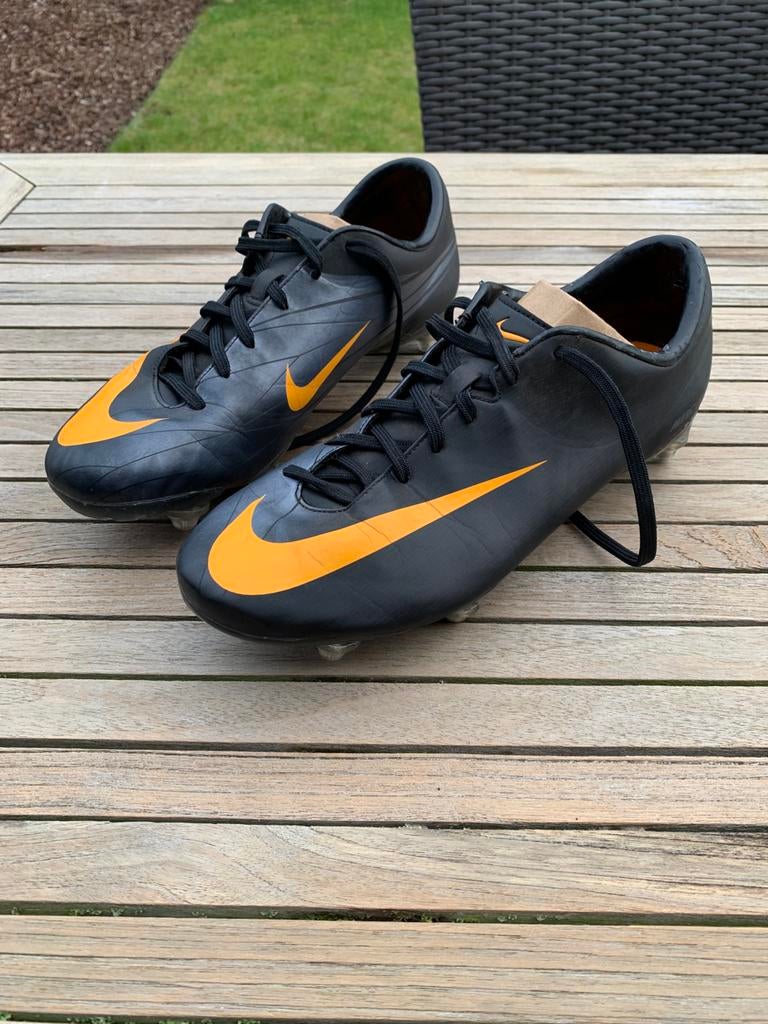 Nike Mercurial maat 44,5, Sport en Fitness, Voetbal, Ophalen, Gebruikt, Schoenen