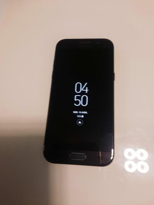 gsm samsung a5 et chargeur comme neuf, Enlèvement, Comme neuf