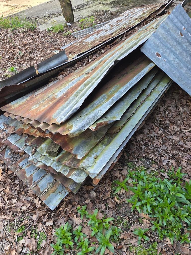 Oude ijzeren golfplaten met rustiek karakter, Ophalen, Gebruikt, Overige materialen, Minder dan 20 mm