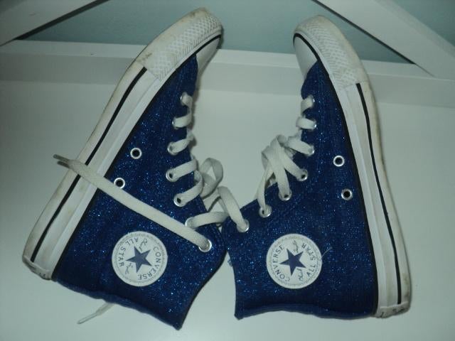 Converses a paillettes pointure 36, Enfants & Bébés, Vêtements enfant | Chaussures & Chaussettes, Enlèvement ou Envoi