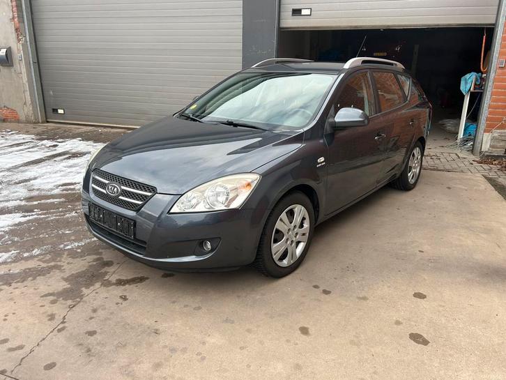 Kia Ceed SW 1.6 Benzine 2009, Auto's, Kia, Bedrijf, (Pro) Cee d, ABS, Airbags, Airconditioning, Alarm, Boordcomputer, Centrale vergrendeling