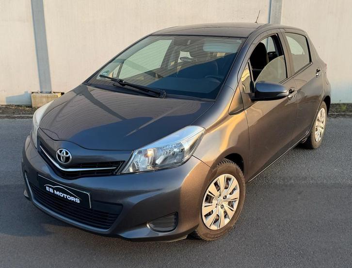 Toyota Yaris - essence automatique - garantie + entretien, Autos, Toyota, Entreprise, Yaris, Caméra de recul, Airbags, Air conditionné