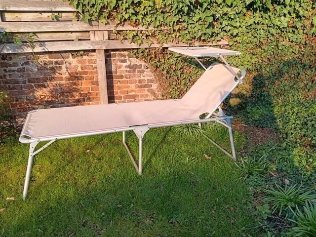 Ligstoel in de tuin, Tuin en Terras, Ligbedden, Nieuw, Inklapbaar, Verstelbaar, Verrijdbaar, Ophalen
