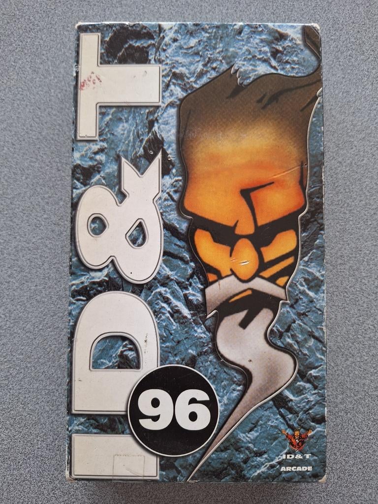 ID&T VHS CASETTES, Vanaf 16 jaar, Ophalen of Verzenden, Gebruikt, Filmhuis