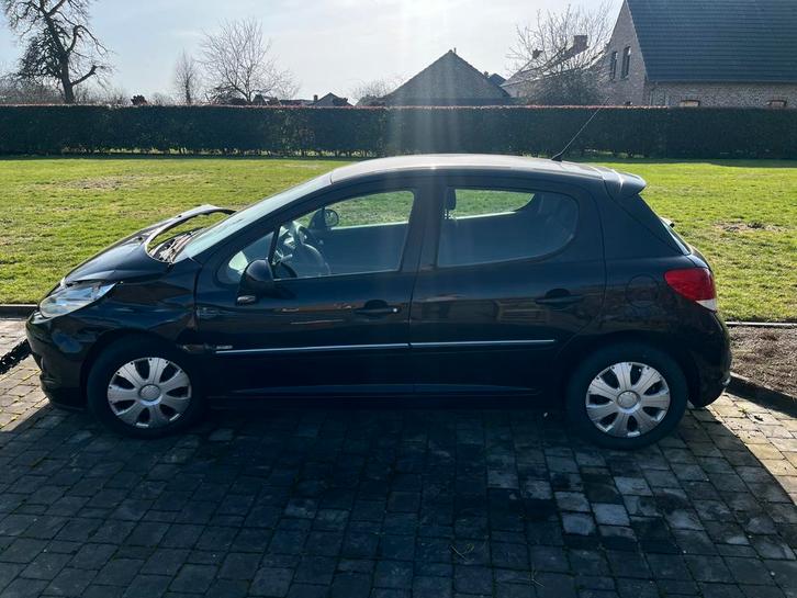Peugeot 207, Auto's, Peugeot, Particulier, Diesel, 5 deurs, Handgeschakeld, Zwart, Zwart, Stof, Ophalen