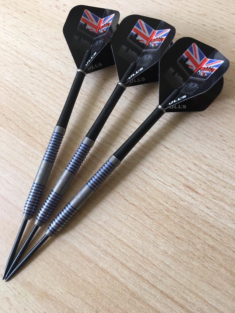 Bull’s NL Phantom grip darts 22 gram, Sport en Fitness, Darts, Ophalen of Verzenden, Gebruikt, Pijlen